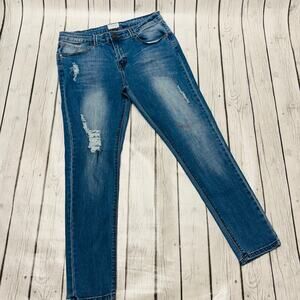 NWOT GO GO Jeans USA Distressed Size 13